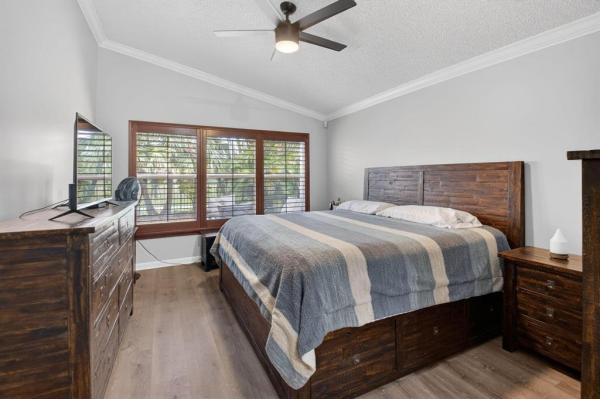 Barton Creek Village, 6304 Barton Creek Cir, Lake Worth, Florida 33463, image 2