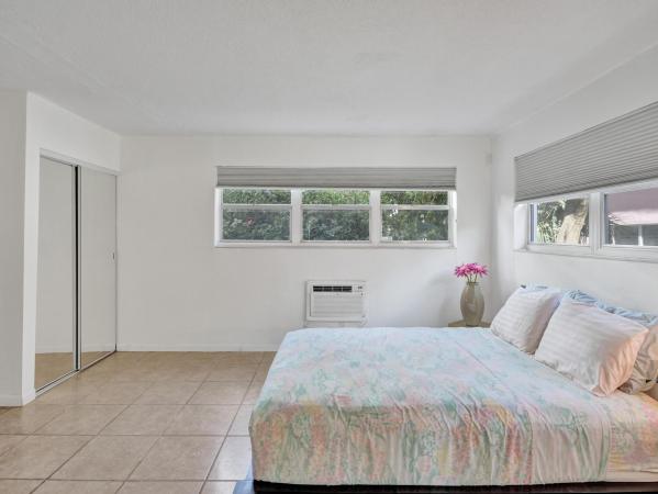 Harwick House, 625 Antioch Ave #110, Fort Lauderdale, Florida 33304, image 2