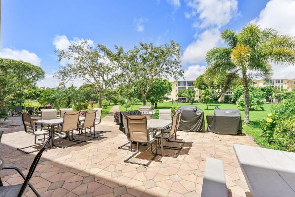 Village Royale Greentree, 2515 NE 2nd Ct #405, Boynton Beach, Florida 33435, image 1