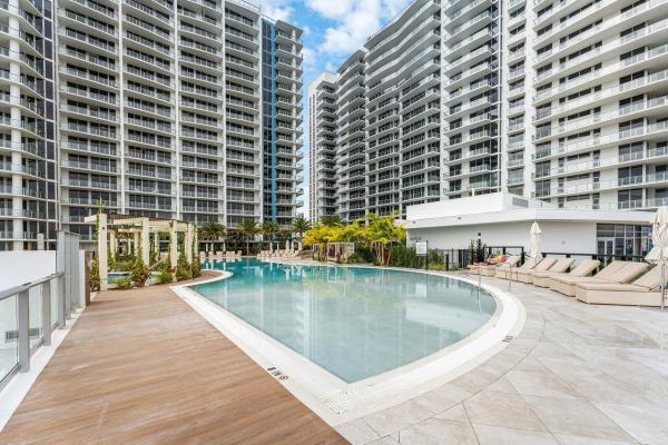 220 Lake Shore Dr #1415, Lake Park, Florida 33403, image 1