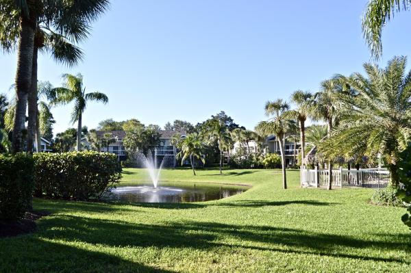 Tennis Lodges, 11863 Wimbledon Cir #432, Wellington, Florida 33414, image 2