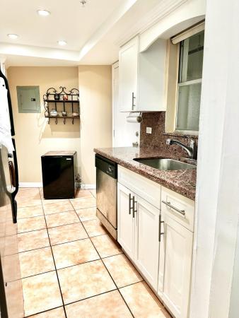 Octagon Towers, 1881 Washington Ave #6h, Miami Beach, Florida 33139, image 1
