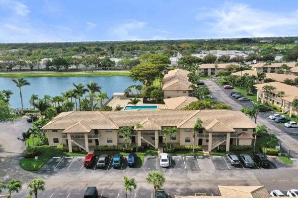 5531 Lakeside Dr #202, Margate, Florida 33063, image 1