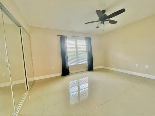 The Racquet Club, 809 W Oakland Park Blvd #J12, Oakland Park, Florida 33311, image 2