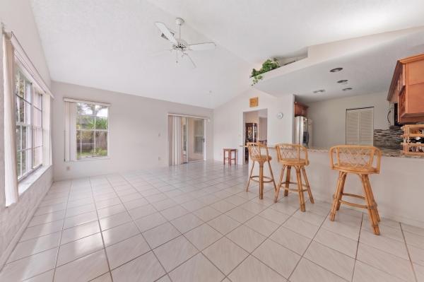 Regency Place At Boca Winds, 22564 Middletown Dr, Boca Raton, Florida 33428, image 2