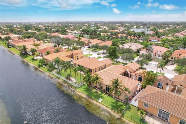 Spring Valley Estates, 16469 NW 12th St, Pembroke Pines, Florida 33028, image 2