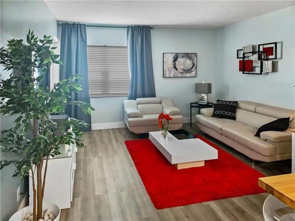 Pompano Place, 221 SE 9th Ave #103, Pompano Beach, Florida 33060, image 1