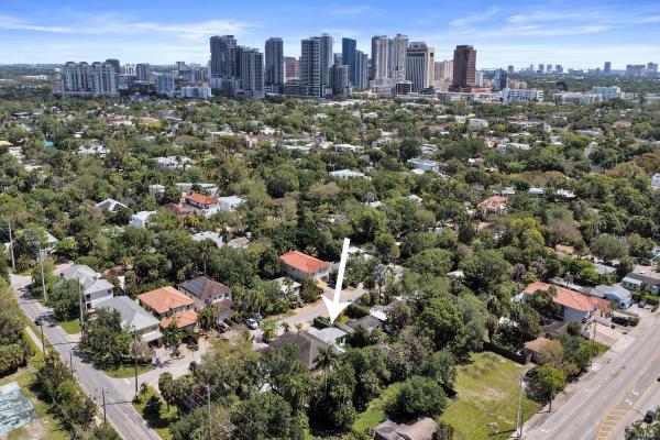 Vinik, 846 SW 11th Ct, Fort Lauderdale, Florida 33315, image 1