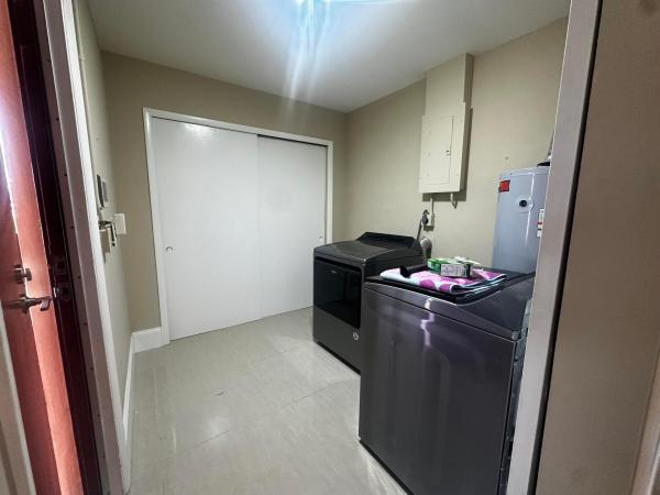Hillcrest Heights, 3500 Lake Ave, West Palm Beach, Florida 33405, image 1