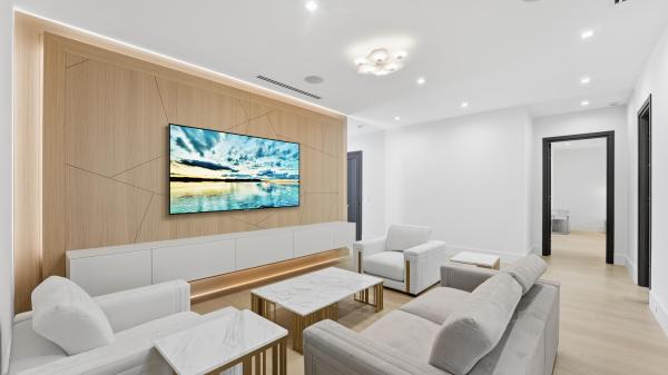 Boca Villas, 274 NE 3rd Ct, Boca Raton, Florida 33432, image 2