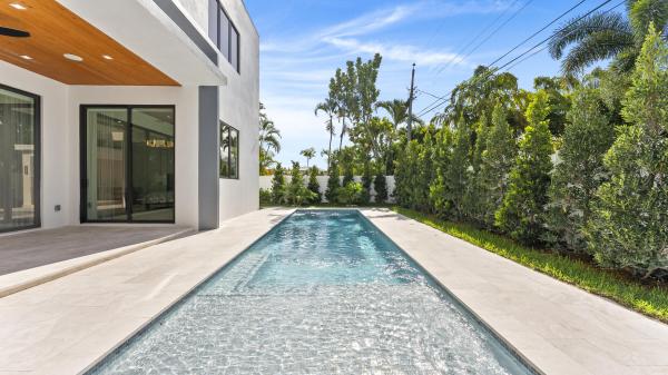 Boca Villas, 274 NE 3rd Ct, Boca Raton, Florida 33432, image 1