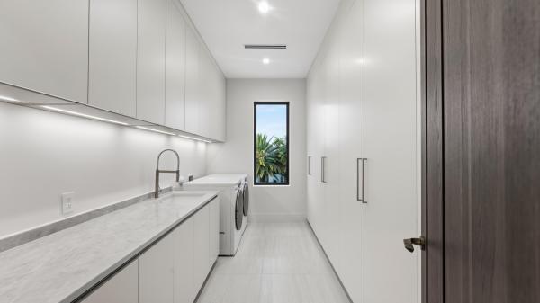 Boca Villas, 274 NE 3rd Ct, Boca Raton, Florida 33432, image 2