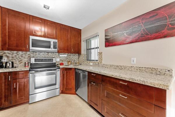 Applewood Village 4, 2969 Carambola Cir S #2044, Coconut Creek, Florida 33066, image 1