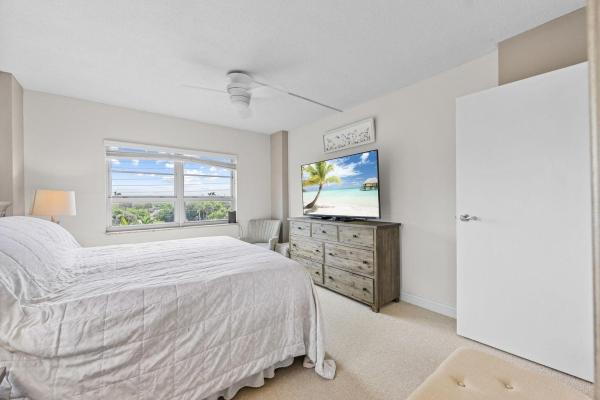 Coral Lake Tower, 1831 NE 38th St #410, Fort Lauderdale, Florida 33308, image 3
