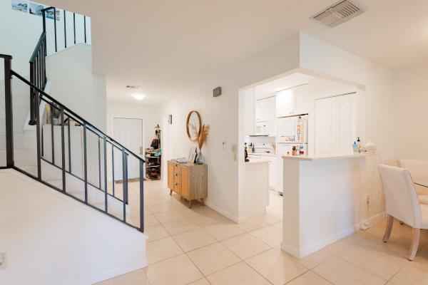 The Horizons Of Boca Lago, 21820 Cypress Cir #25D, Boca Raton, Florida 33433, image 3