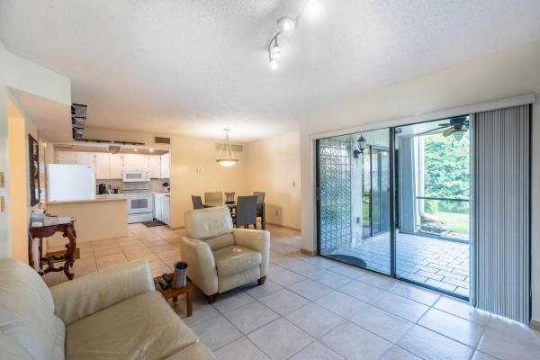 Quatraine At Jacaranda Gardens, 9819 NW 3rd Ct #3, Plantation, Florida 33324, image 2