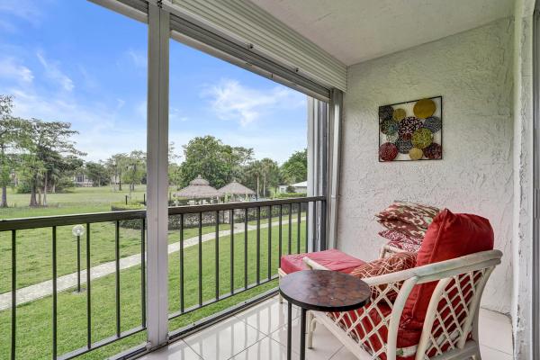 The Greens Of Inverrary, 6200 NW 44th St #204, Lauderhill, Florida 33319, image 1