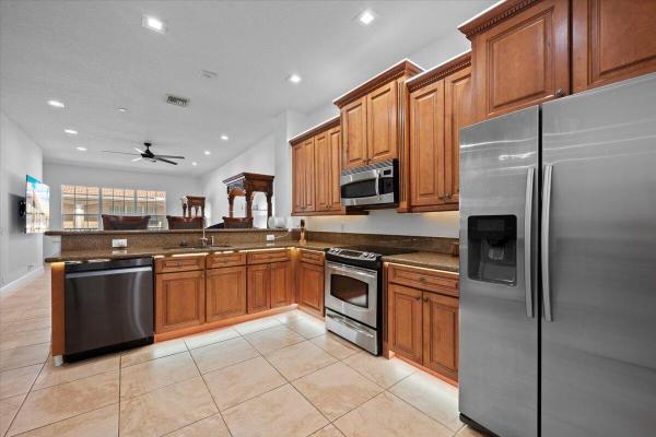 Cielo Townhomes, 5102 Artesa Way W, Palm Beach Gardens, Florida 33418, image 1