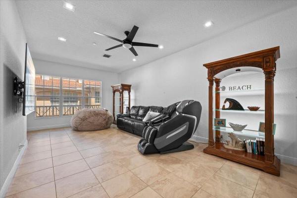 Cielo Townhomes, 5102 Artesa Way W, Palm Beach Gardens, Florida 33418, image 2