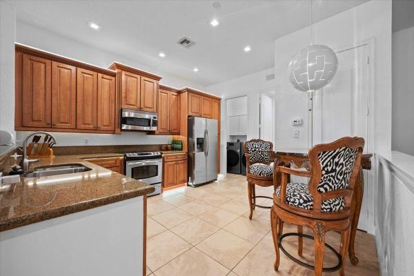 Cielo Townhomes, 5102 Artesa Way W, Palm Beach Gardens, Florida 33418, image 1