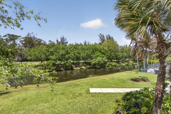 The Kensington At Royal Palm Beach, 310 Crestwood Cir #208, Royal Palm Beach, Florida 33411, image 3