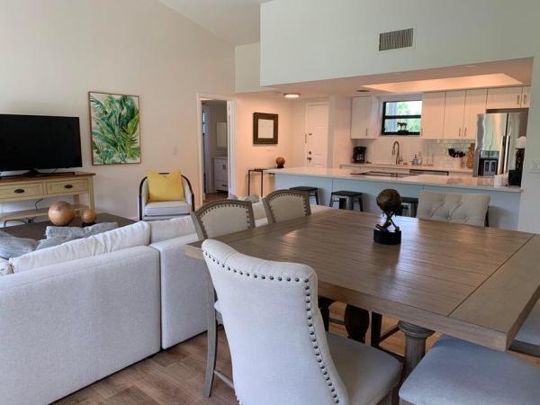 Tennis Lodges, 11863 Wimbledon Cir #508, Wellington, Florida 33414, image 2