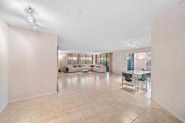 Promenade At Boca Pointe, 7209 Promenade Dr #101, Boca Raton, Florida 33433, image 2