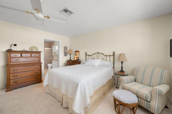 945 Savannas Point Dr #B, Fort Pierce, Florida 34982, image 1