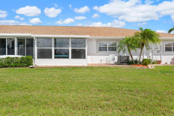 945 Savannas Point Dr #B, Fort Pierce, Florida 34982, image 2