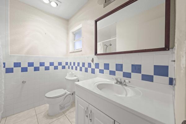 Palm Beach Leisureville, 1590 SW 13th Ter, Boynton Beach, Florida 33426, image 2