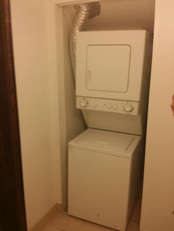 Royal Oaks, 5333 NW 27th St #B3, Lauderhill, Florida 33313, image 3