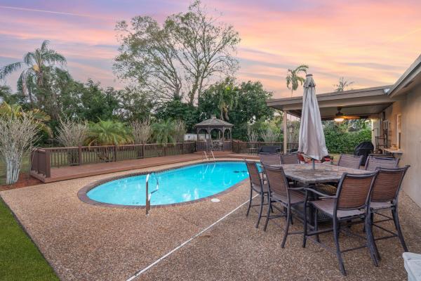 Sandalfoot Cove, 22826 SW 65th Way, Boca Raton, Florida 33428, image 2