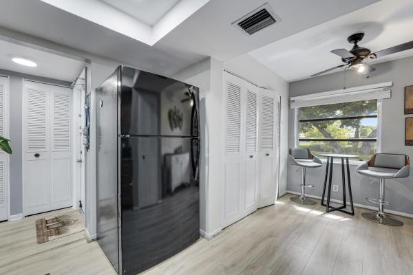 Deauville Village, 14849 Cumberland Dr #2070, Delray Beach, Florida 33446, image 2