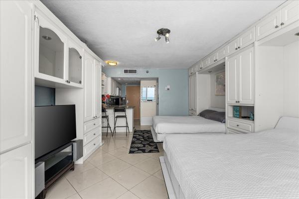 The Aventura Beach Club, 19201 Collins Ave #114, Sunny Isles Beach, Florida 33160, image 2