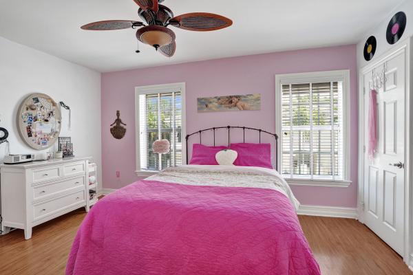 Jamestown Square, 1127 N Victoria Park Rd, Fort Lauderdale, Florida 33304, image 1