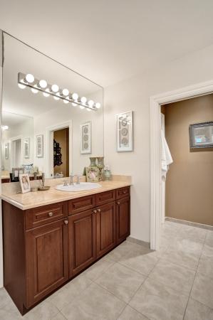 Jamestown Square, 1127 N Victoria Park Rd, Fort Lauderdale, Florida 33304, image 1