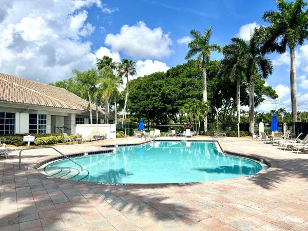 Brighton At Wellington's Edge, 10614 Lake Shore Dr, Wellington, Florida 33414, image 3