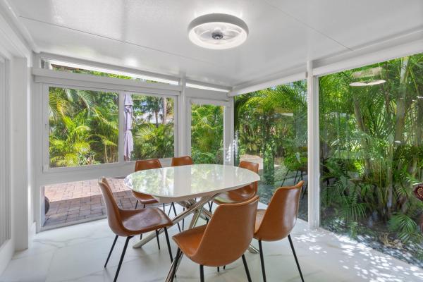 1114 W Cypress Dr #V-8, Pompano Beach, Florida 33069, image 1