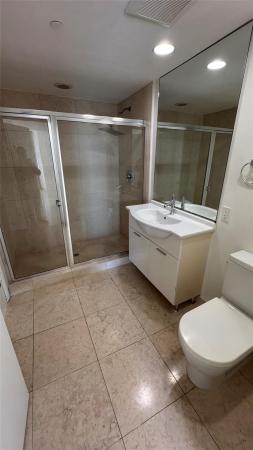 Icon Brickell Tower 1, 475 Brickell Ave #4913, Miami, Florida 33131, image 2
