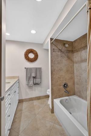 112 Brackenwood Rd, Palm Beach Gardens, Florida 33418, image 2