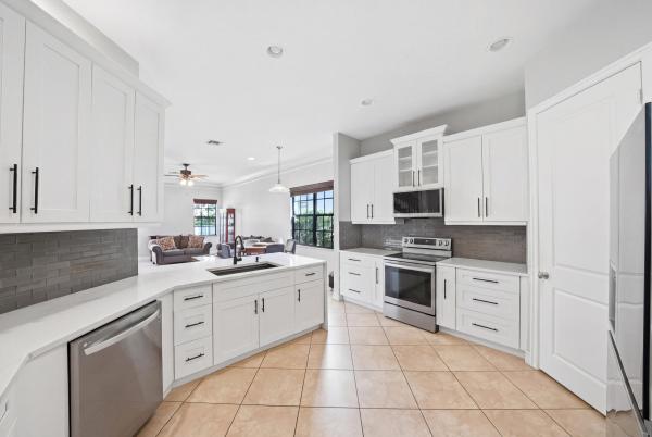 Parkland Reserve, 7561 NW 112th Ter, Parkland, Florida 33076, image 2