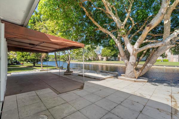 Vanguard Village 15, 7007 NW 64th St, Tamarac, Florida 33321, image 2
