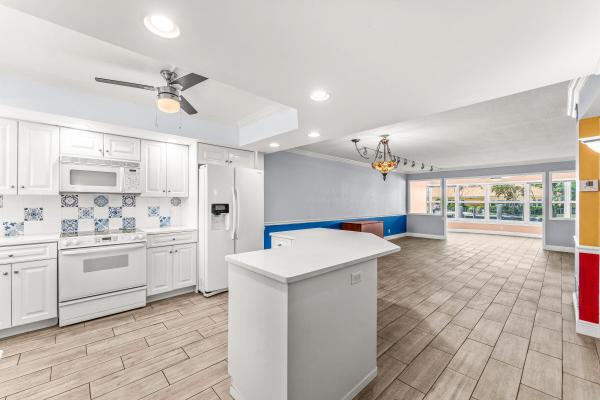 3031 NE 51st St #106W, Lauderdale By The Sea, Florida 33308, image 1