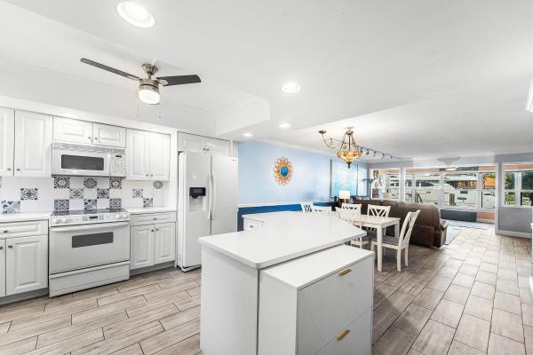 3031 NE 51st St #106W, Lauderdale By The Sea, Florida 33308, image 1