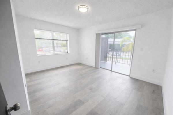 Kakouris Heights, 3300 S Dixie Hwy #503, Miami, Florida 33133, image 3
