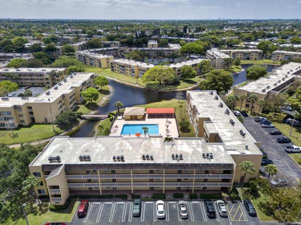 Bermuda Club, 6200 NW 62nd St #312, Tamarac, Florida 33319, image 3