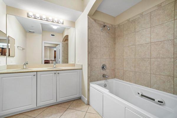 Vizcaya Lakes, 1690 Renaissance Commons Blvd #1125, Boynton Beach, Florida 33426, image 1