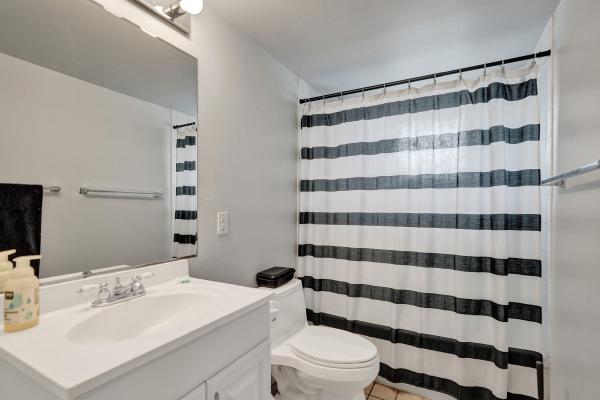 Kings Park Garden, 4025 N Federal Hwy #313A, Fort Lauderdale, Florida 33308, image 1