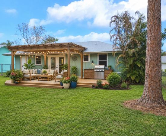 Indian River Estates, 6105 Spruce Dr, Fort Pierce, Florida 34982, image 1