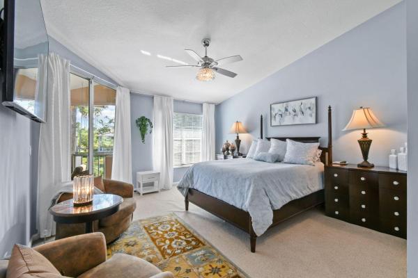 Legends, 252 Legendary Cir, Palm Beach Gardens, Florida 33418, image 2